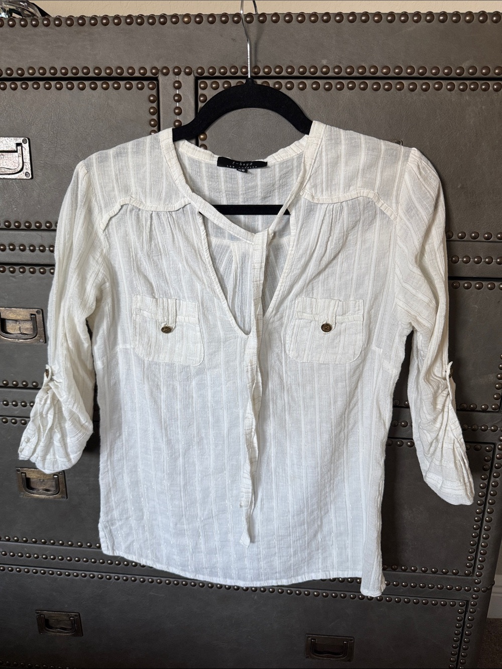 T-Bags 100% cotton White with metallic gold thread Lightweight Tunic Blouse